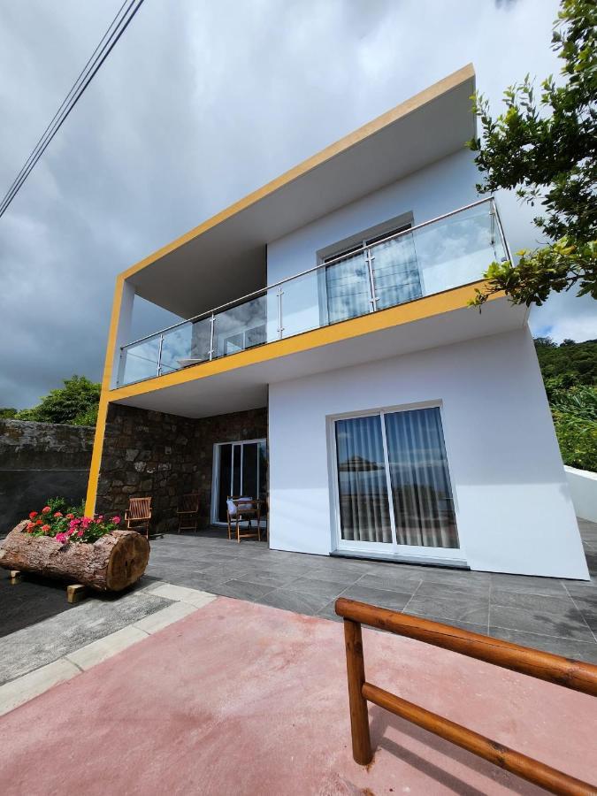 Rosegarden View Villa Велас Екстериор снимка