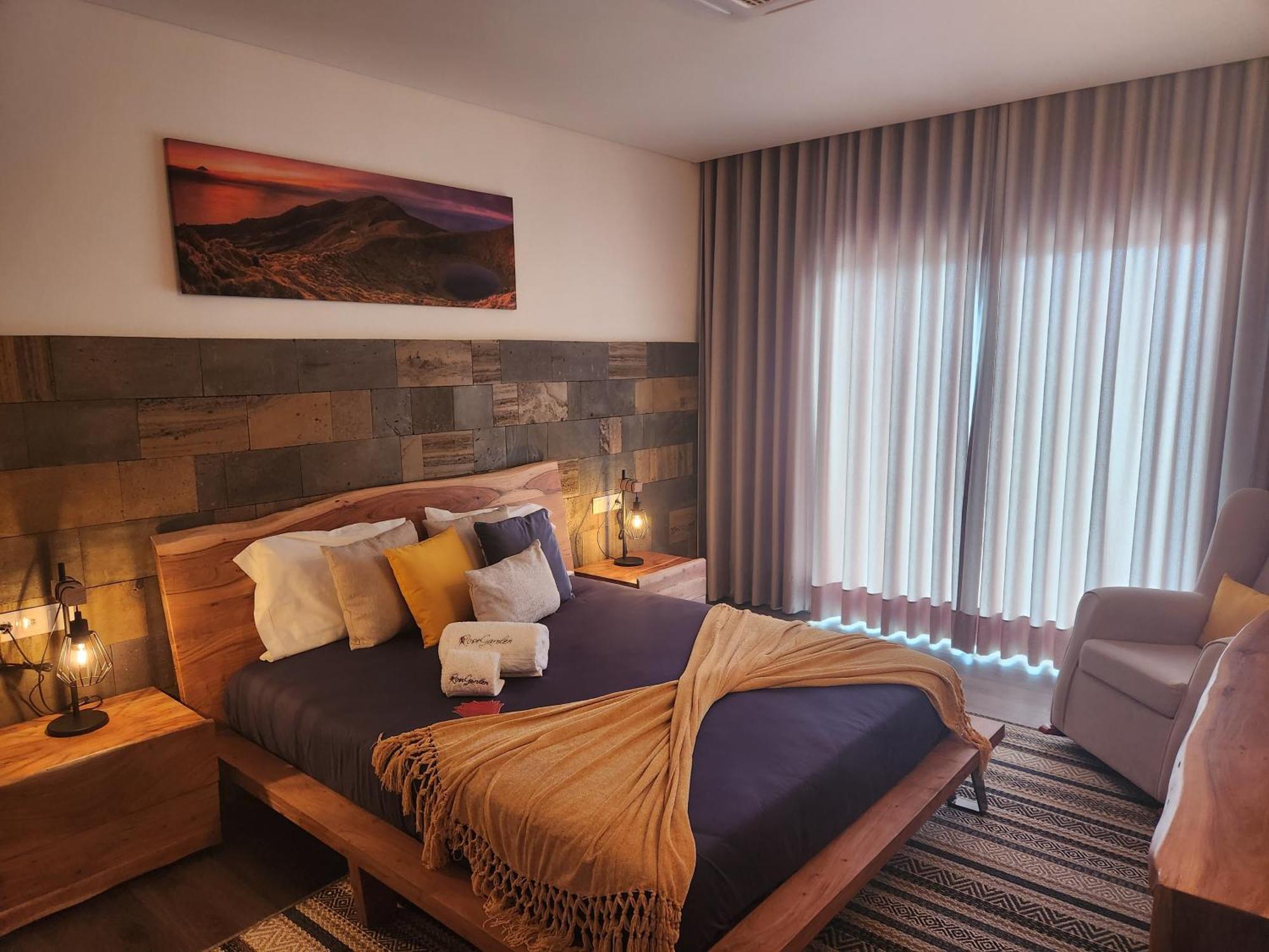Rosegarden View Villa Велас Стая снимка